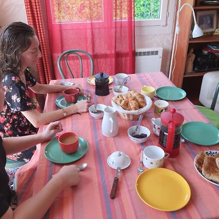 Domi Et Les Chats Barbezieres Екстер'єр фото